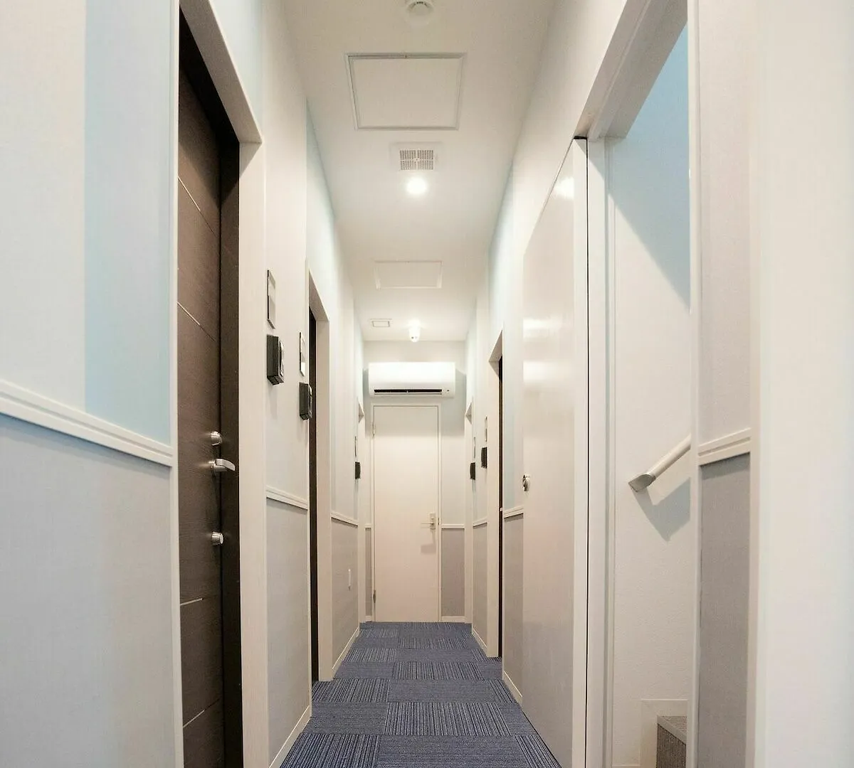 Glou Higashi Shinjuku Hotel Tokyo 2*,  Japan